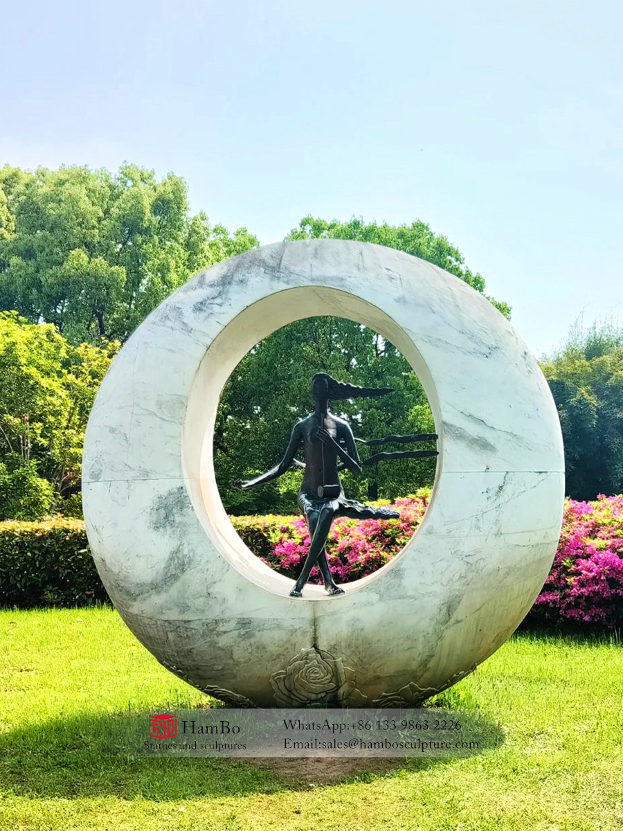 Park stone bronze combined with creative sculpture manufacturers
